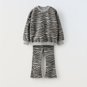 Zara toddler sweatshirt and leggings set zebra print
